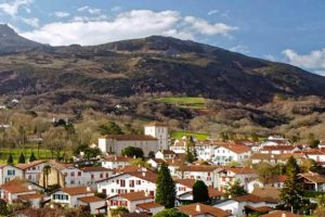 village ascain pays basque