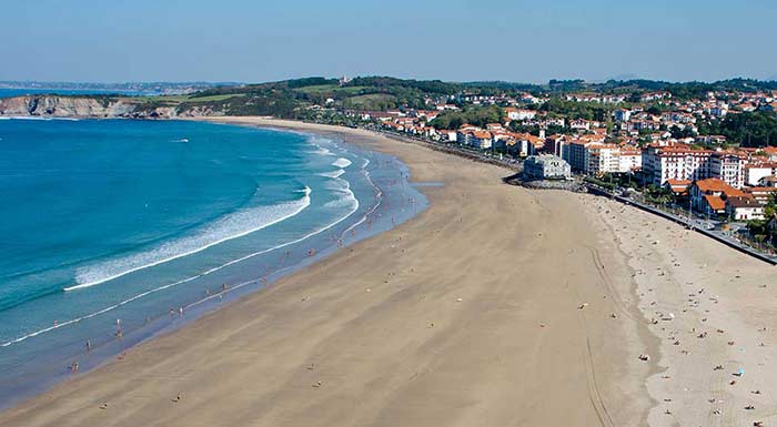 grande plage hendaye pays basque