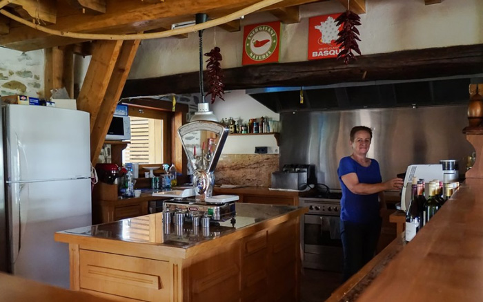 maison Azkena-table d'hôtes-cuisine