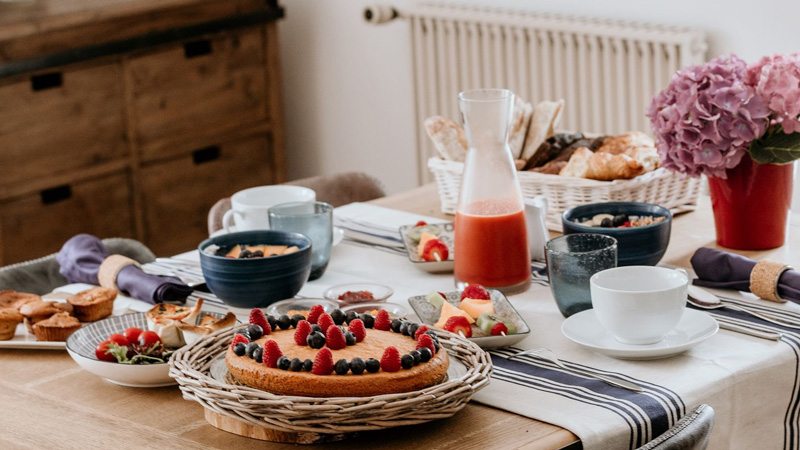 Moulin des sens-table d'hôtes-petit déjeuner