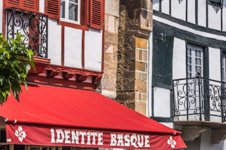 Souvenirs du Pays basque- identité et terroir