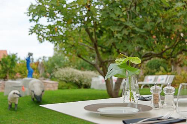 Hotel de Silhouette-restaurant au jardin-Biarritz