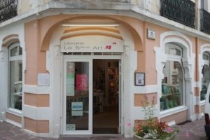 librairie Saint jean de luz