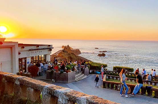 olatua-biarritz-bar-tapas-vue-mer