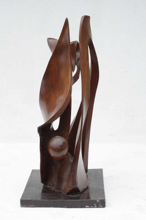 Sebastien Gleize Sébastien Gleize, un sculpteur sur bois habité par son art