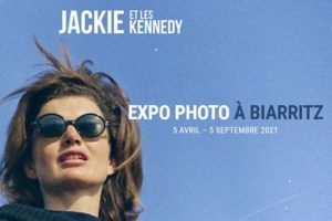 affiche-exposition-jackie-kennedy-biarritz