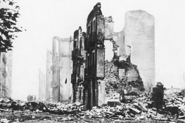 Guernica Bombardement 1937