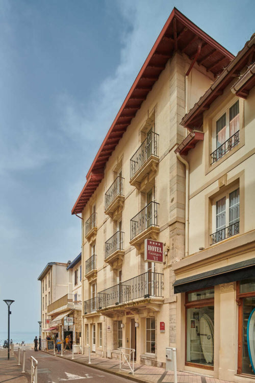 hotel-georges-VI-biarritz-facade