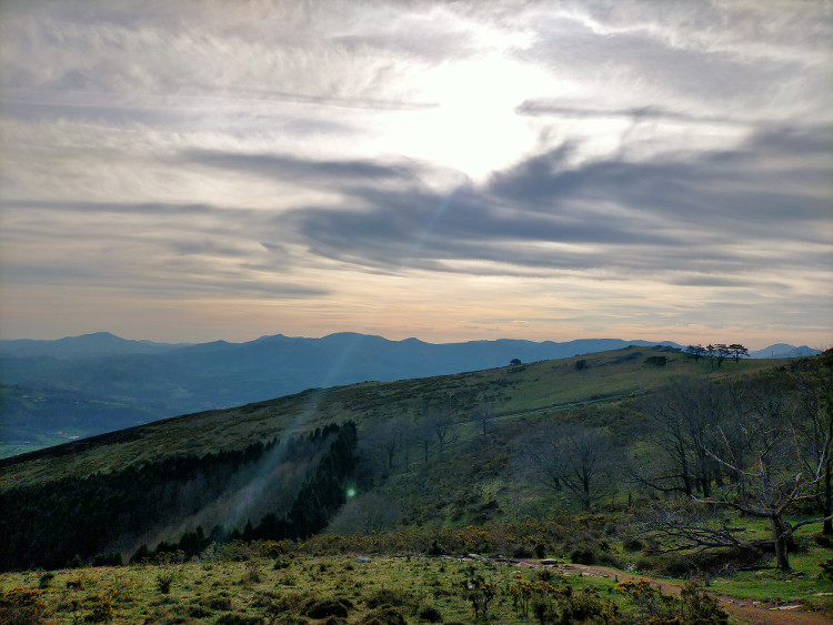 paysages du Pays Basque observés lors d'une balade de Hey Ma Trott