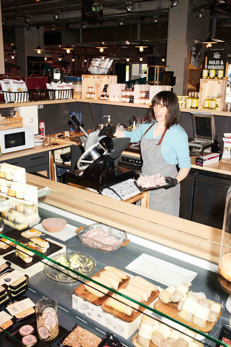 charcutier des Halles des Cinq Cantons Biltoki