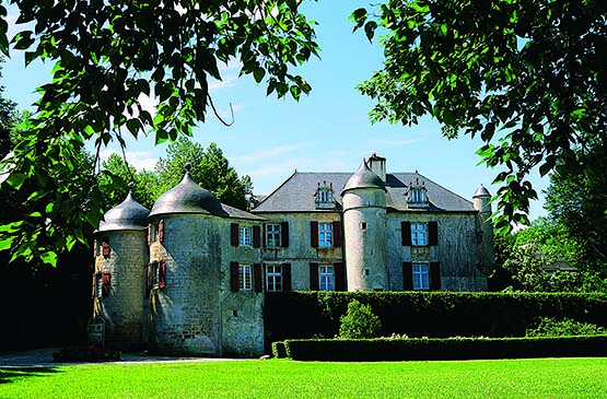 chateau-urtubie-facade