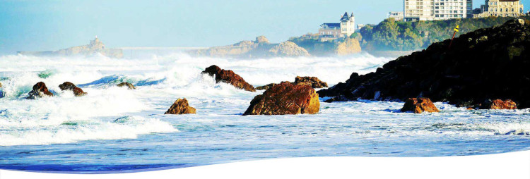 l'océan à Biarritz