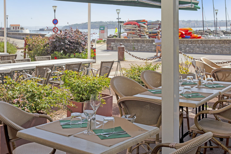 arraina-table-marine-ciboure-terrasse