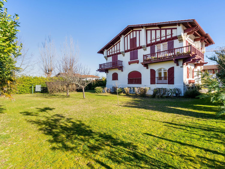 interhome-saint-jean-de-luz-maison-basque