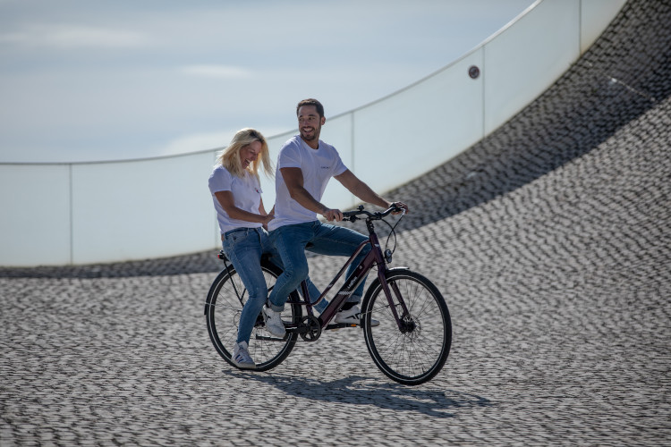 couple sur un vélo Larrun