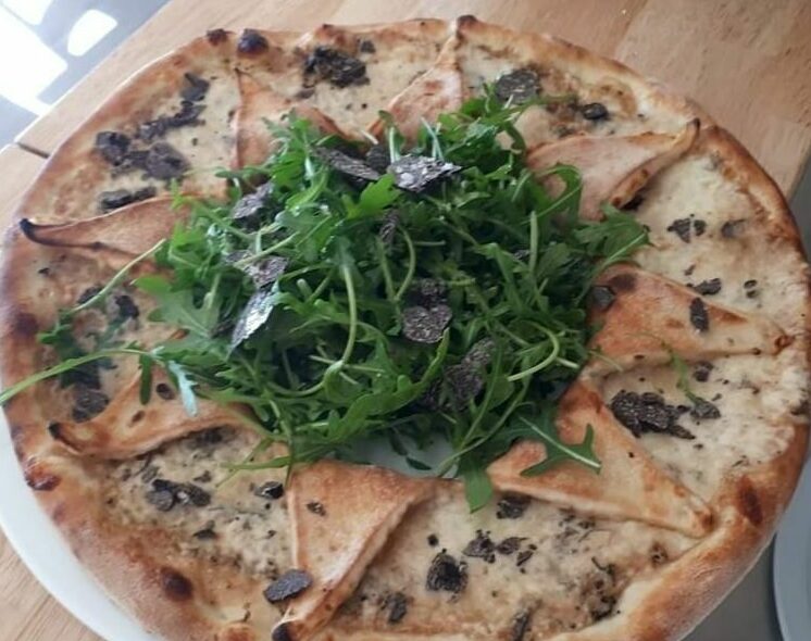 pizza-emporter-hendaye-truffe