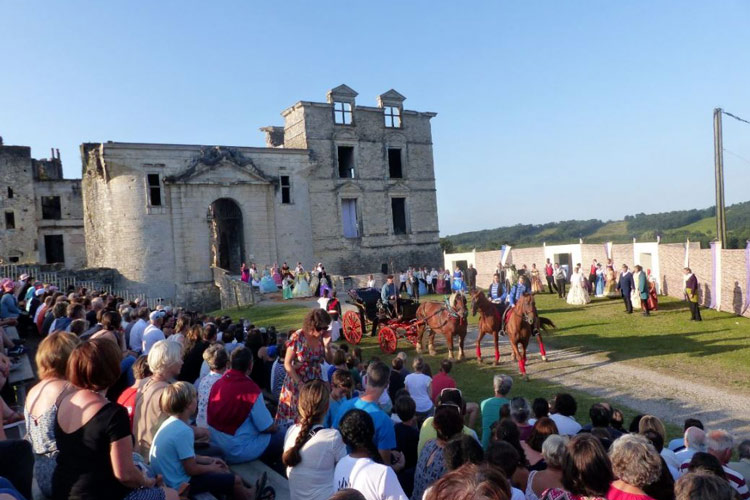 spectacle passé recomposé bidache chateau historique week-end pays basque 6 aout