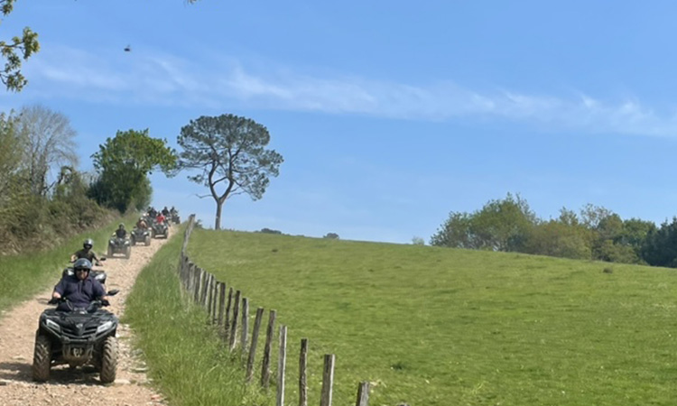 Quad-nature-pays-basque-saint-jean-de-luz-activité-sensations-famille-amis