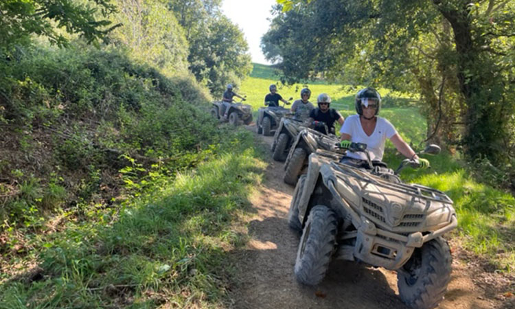 Quad-nature-pays-basque-saint-jean-de-luz-activité-sensations-famille-amis