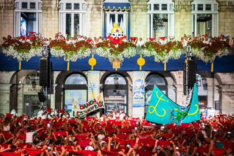 Les cérémonies du balcon fêtes de bayonne