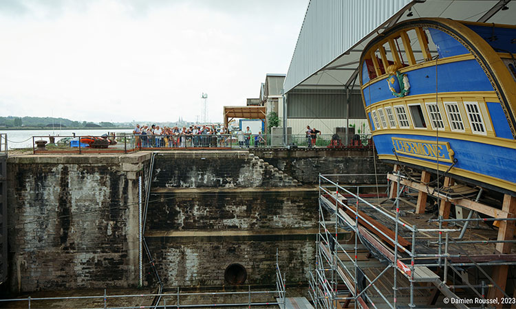 Visitez l'Hermione, à quai en cale sèche, sur le port de Bayonne à Anglet