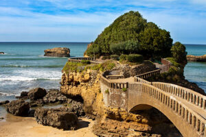 Où dormir à l'Hôtel à Biarritz pas cher ?