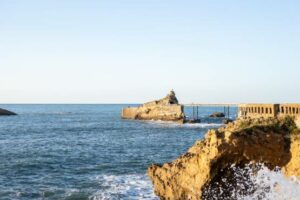 destination-cote-basque-rocher-de-la-vierge