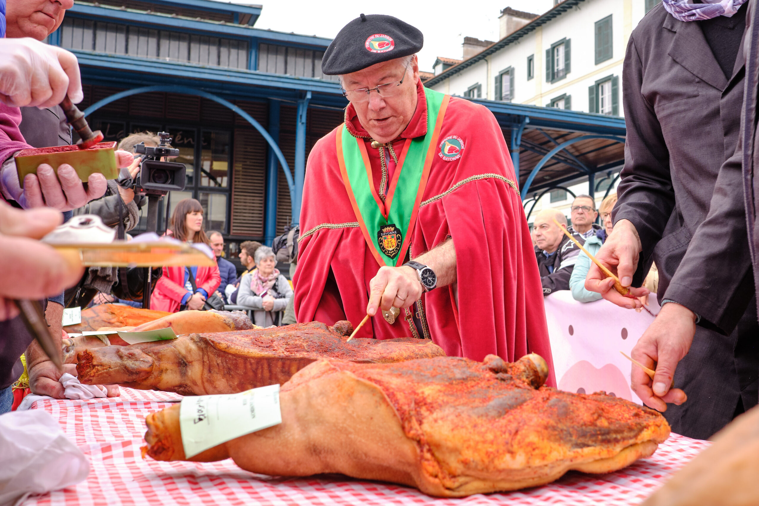 Club Feria T-Shirt Homme Foire Au Jambon De Bayonne - 100% Coton Imprimé Pays Basque