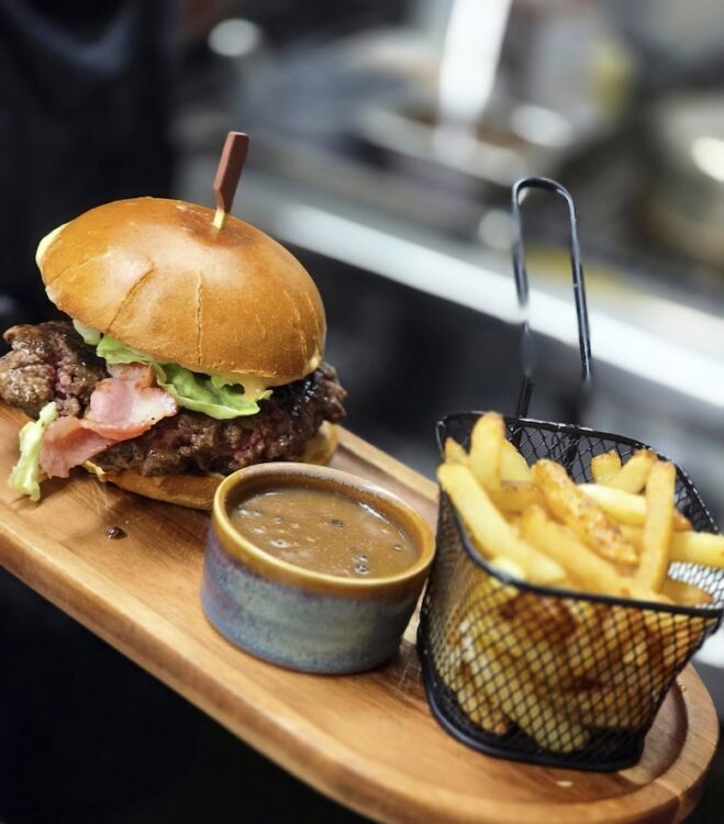 woods-bayonne-burger